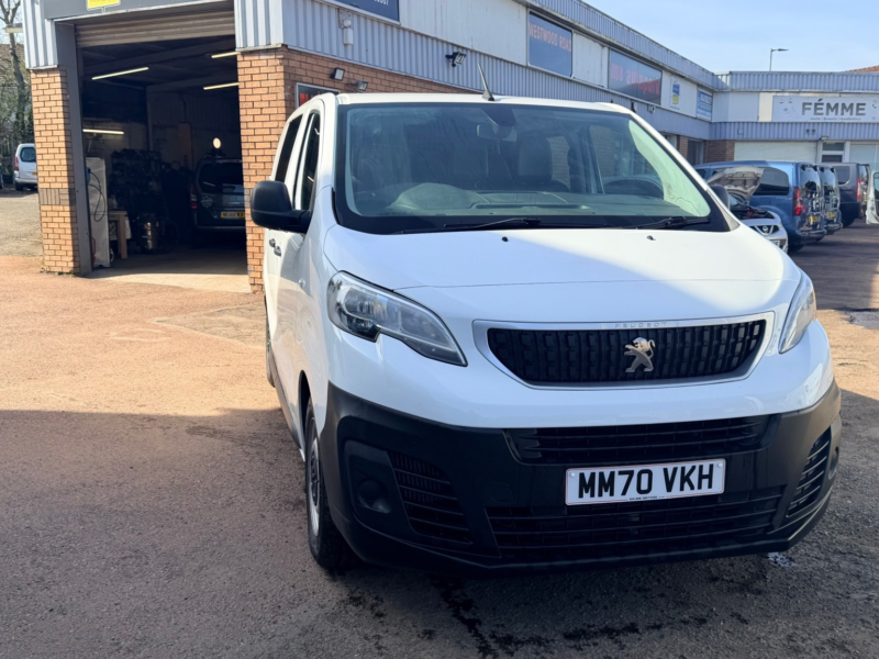 2021 Peugeot Expert 1.5 Bluehdi 1000 Professional in White — image 1