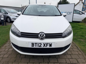 2012 Volkswagen Golf 1.6 Tdi Match Euro 5 5dr in White — image 2