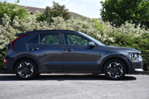 2025 Kia Niro 64.8kwh 2 SUV 5dr Electric Auto (201 Bhp) in Grey — image 2