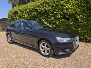 2017 Audi A4 Avant 1.4 Tfsi Sport in Blue — image 2
