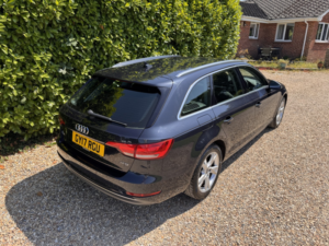 2017 Audi A4 Avant 1.4 Tfsi Sport in Blue — image 4