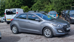 2014 Hyundai I30 1.6 Crdi Blue Drive Active in Grey — image 2