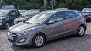 2014 Hyundai I30 1.6 Crdi Blue Drive Active in Grey — image 5