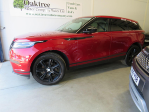 2019 Land Rover Range Rover Velar 2.0 D240 Se Auto 4WD Euro 6 (s/s) 5dr in Red — image 3