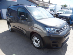 2023 Citroen Berlingo 1.5 Bluehdi 1000 Enterprise Edition M Swb Euro 6 (s/s) 5dr in Grey — image 3