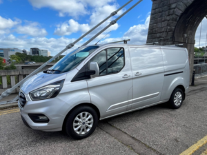 2018 Ford Transit Custom 2.0 300 Ecoblue Limited in Silver — image 4