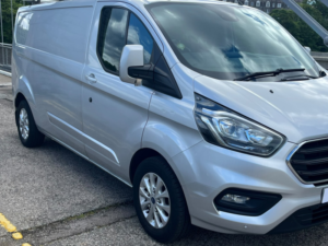 2018 Ford Transit Custom 2.0 300 Ecoblue Limited in Silver — image 6