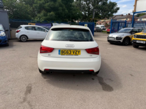 2014 Audi A1 1.6 Tdi Sport Sportback Euro 5 (s/s) 5dr in White — image 5