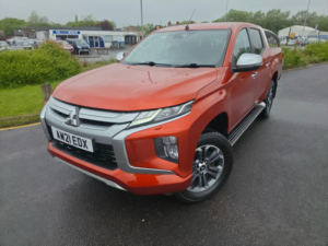 2021 Mitsubishi L200 2.2 Di-D Dc Barbarian Auto 4WD Euro 6 (s/s) 4dr in Orange — image 4