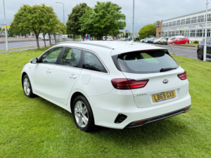2019 Kia Ceed 1.6 Crdi Eco 2 Sportswagon 5dr Diesel Manual Euro 6 (s/s) (114 Bhp) in White — image 5