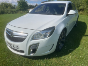 2013 Vauxhall Insignia 2.8 T V6 Vxr Supersport in White — image 4
