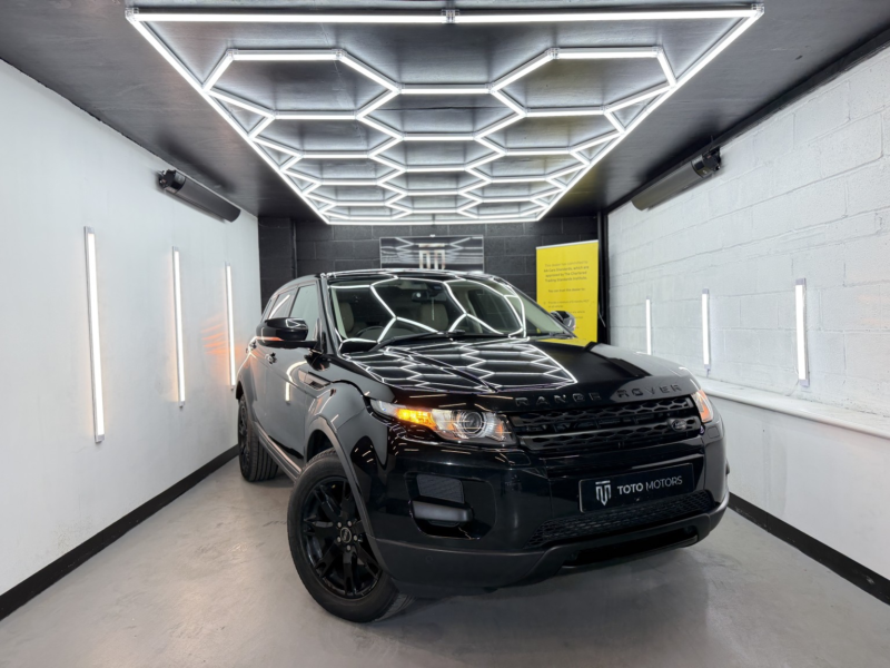 2013 Land Rover Range Rover Evoque 2.2 Sd4 Pure in Black — image 1