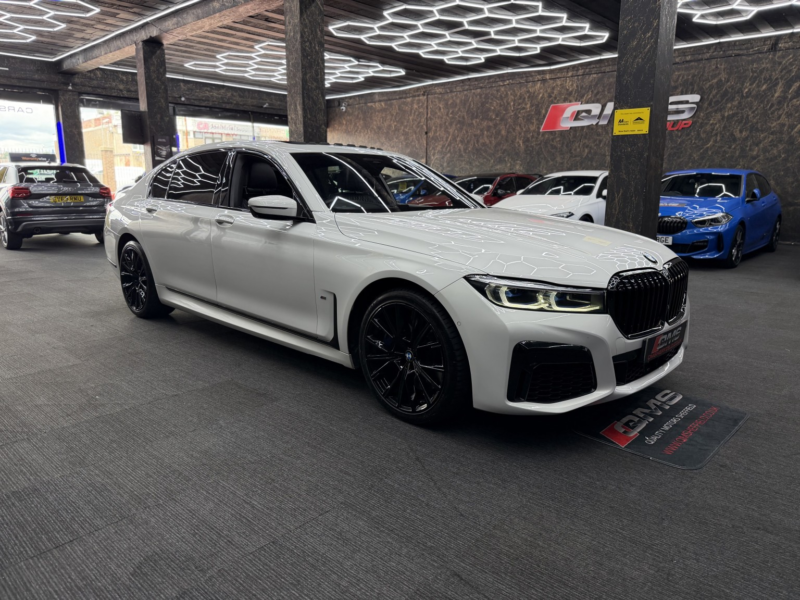 2019 BMW 7 Series 3.0 740ld Xdrive M Sport Saloon in White — image 1