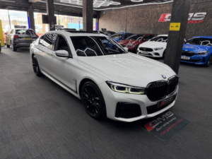 2019 BMW 7 Series 3.0 740ld Xdrive M Sport Saloon in White — image 2