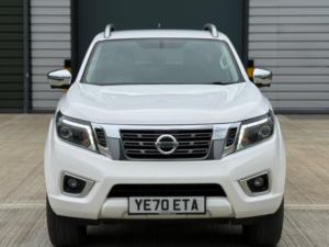 2020 Nissan Navara 2.3 Dci Tekna Auto 4WD Euro 6 4dr in White — image 6