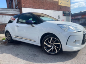 2015 Citroen Ds3 1.6 E-Hdi Dstyle Plus Euro 5 (s/s) 3dr in White — image 6