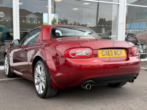 2013 Mazda Mx-5 2.0i Venture Roadster Euro 5 2dr in Red — image 2