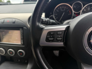 2013 Mazda Mx-5 2.0i Venture Roadster Euro 5 2dr in Red — image 5