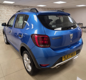 2017 Dacia Sandero Stepway 1.5 Dci Ambiance Hatchback 5dr Diesel Manual Euro 6 (s/s) (90 Ps) in Blue — image 3
