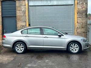 2015 Volkswagen Passat 1.6 Tdi Bluemotion Tech S Saloon 4dr Diesel Manual Euro 6 (s/s) (120 Ps) in Silver — image 4