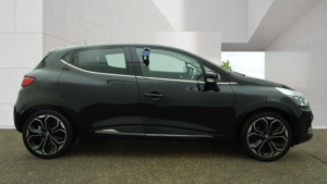 2018 Renault Clio 0.9 Tce Iconic Euro 6 (s/s) 5dr in Black — image 5
