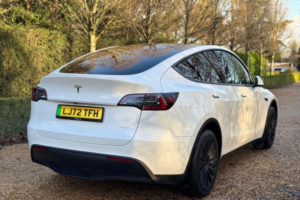 2023 Tesla Model Y (dual Motor) Long Range Auto 4wde 5dr in White — image 4