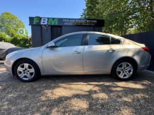 2010 Vauxhall Insignia 2.0 Cdti Ecoflex Exclusiv Euro 5 5dr in Silver — image 2