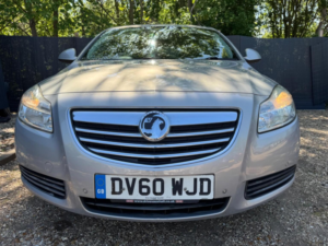 2010 Vauxhall Insignia 2.0 Cdti Ecoflex Exclusiv Euro 5 5dr in Silver — image 3