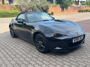 2016 Mazda Mx-5 1.5 Skyactiv-G Sport Nav Euro 6 2dr in Black — image 4