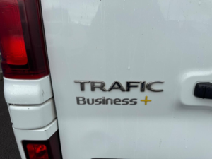 2019 Renault Trafic 1.6 Dci 29 Business+ Lwb Standard Roof Euro 6 5dr in White — image 6