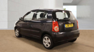2011 Kia Picanto 1.1 Domino 5dr in Black — image 4