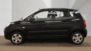 2011 Kia Picanto 1.1 Domino 5dr in Black — image 5