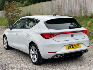 2022 SEAT Leon 1.0 Tsi Evo Fr in White — image 4