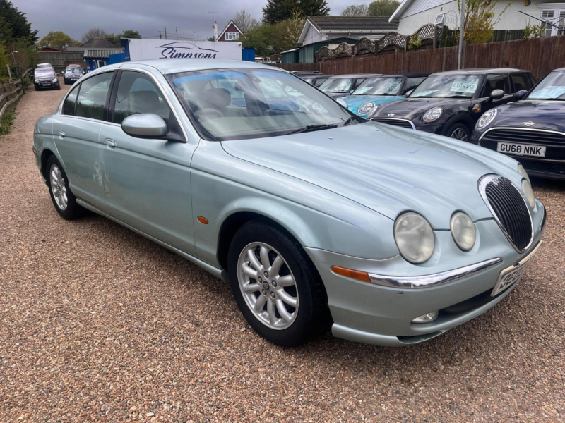 2003 Jaguar S-Type 2.5 V6 Se 4dr in Silver — image 1