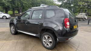 2016 Dacia Duster 1.5 Laureate Dci 110 Diesel Black 5dr 1 Keeper+low Tax+satnav in Black — image 6