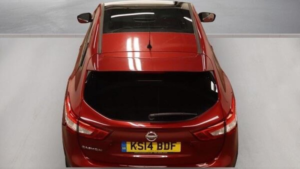 2014 Nissan Qashqai 1.2 Dig-T Acenta Premium 2WD Euro 5 (s/s) 5dr in Red — image 6