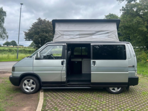 1999 Volkswagen Transporter T4 Campervan in Silver — image 2