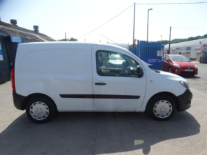 2019 Mercedes-Benz Citan 1.5 109 Cdi Blueefficiency L2 Euro 6 (s/s) 5dr in White — image 4