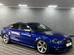 2013 Audi S4 3.0 Tfsi V6 Black Edition S Tronic Quattro Euro 5 (s/s) 4dr in Blue — image 3