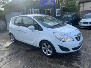 2013 Vauxhall Meriva 1.4 16v Tech Line Euro 5 5dr in White — image 3