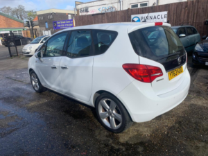 2013 Vauxhall Meriva 1.4 16v Tech Line Euro 5 5dr in White — image 4