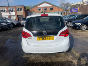 2013 Vauxhall Meriva 1.4 16v Tech Line Euro 5 5dr in White — image 6