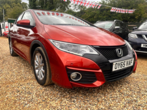 2015 Honda Civic 1.6 I-Dtec Se Plus Euro 5 (s/s) 5dr in Red — image 3