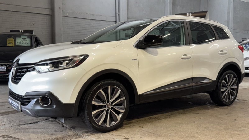 2018 Renault Kadjar 1.5 Signature Nav Dci 110 White Diesel 5dr Panroof+satnav+crusie in White — image 1