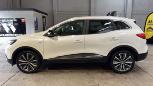2018 Renault Kadjar 1.5 Signature Nav Dci 110 White Diesel 5dr Panroof+satnav+crusie in White — image 2