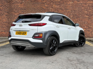 2019 Hyundai Kona 1.0 T-Gdi Premium Euro 6 (s/s) 5dr in White — image 3