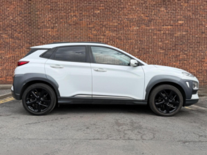 2019 Hyundai Kona 1.0 T-Gdi Premium Euro 6 (s/s) 5dr in White — image 4