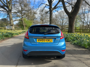 2009 Ford Fiesta 1.4 Titanium Hatchback 3dr Petrol Manual (133 G/km, 94 Bhp) in Blue — image 4