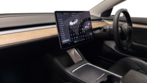 2022 Tesla Model 3 (dual Motor) Long Range in White — image 4
