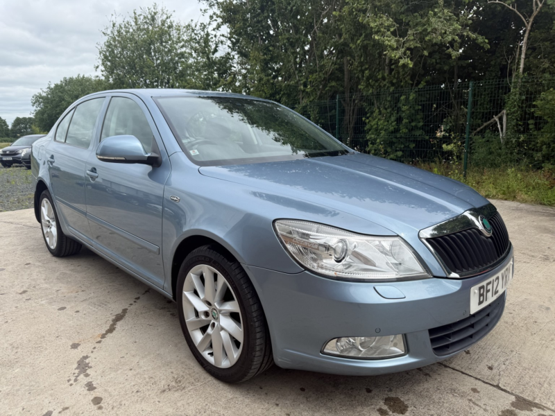 2012 Skoda Octavia 2.0 Tdi Laurin & Klement in Grey — image 1